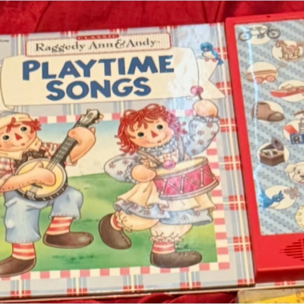 Vintage RARE Raggedy Ann and Andy Playtime Songs Storybook